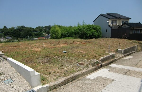 高岡市伏木古府1丁目7-8