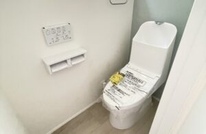 トイレ ウオッシュレット付き