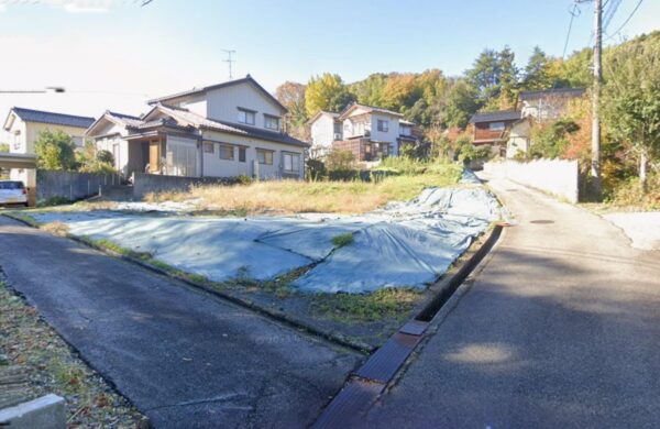 高岡市伏木一宮二丁目5-25